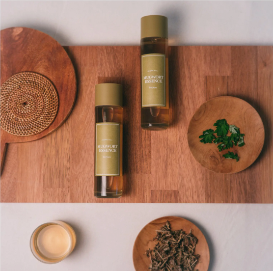 I'm From Mugwort Essence (160 ml)